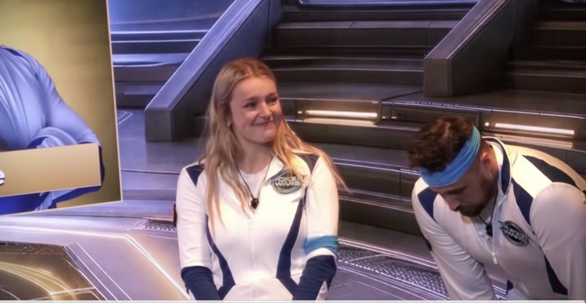 KieroLovesYou's tweet photo. Abby realizing she got played by Jon the whole time and started crying is priceless 😂😂😂 on some real shit karma came back on you but I hope you crush Jon! But ya she’s shitting bricks tune in Live RIGHT NOW YALL!!!

@KmartPoker https://t.co/jPT9XdIDeG