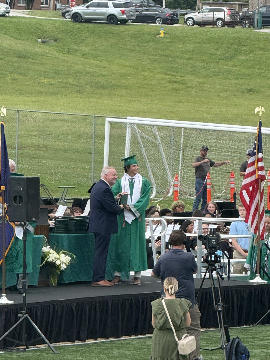 JamesComer's tweet photo. We all turned out to watch Harlan graduate 🧑‍🎓 from Western Hills HS on a very rainy evening. TJ &amp; I owe a huge thanks 🙏 to all the great public school teachers and coaches he had throughout his school years. #KY1 https://t.co/8ROgzR6rls