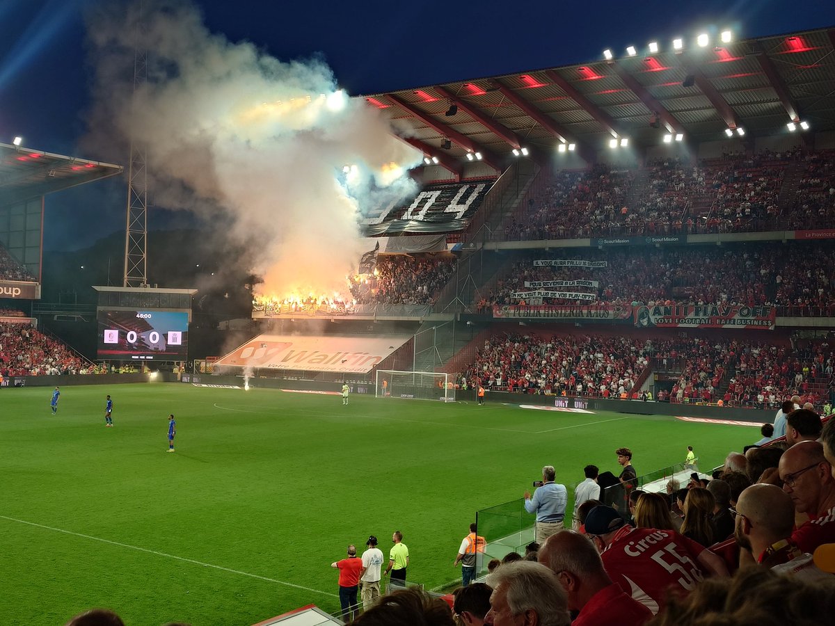 AVGroenbeek's tweet photo. 📆 23/05/2026
🆚 Standard de Liège - Royal Charleroi Sporting Club
⚽ 0 - 2
🏟️ Stade Maurice Dufrasne
📍 Sclessin 
🏆 Jupiler Pro League Europe Play-offs
🎟️ € 30
🥊Walloon Derby 
#groundhopping #STACHA #jpl https://t.co/HAA13jddNF