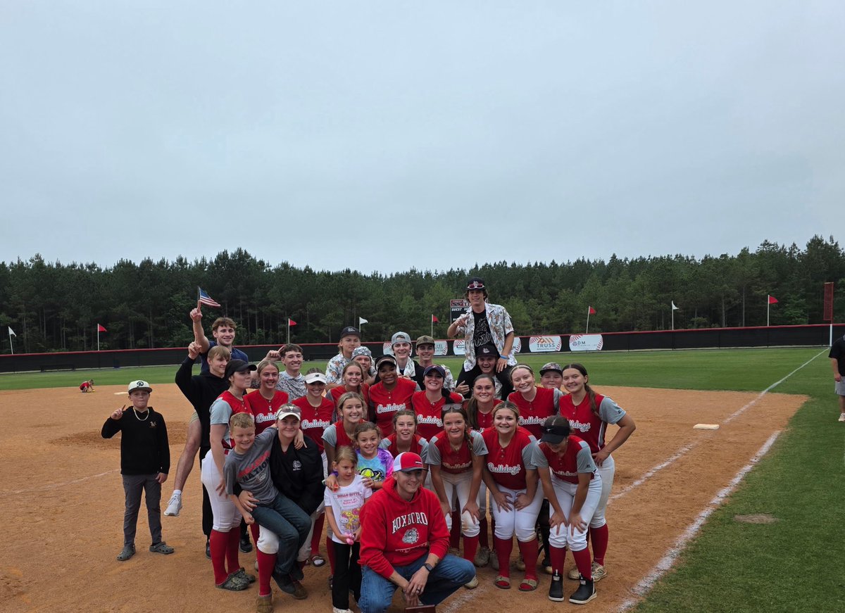 LexiPowell26's tweet photo. 🚨THE DAWGS ARE HEADED TO THE  2A STATE CHAMPIONSHIP!! Had a grand slam in the 5th inning to put us ahead 7-2! So incredibly proud of this team and the fought we showed til the very end! Ready to bring that 💍home!! 
@CE_Dodson 
@CarEliteNCorg 
@CoastRecruits 
@SBRRetweets https://t.co/ivaRmyd478