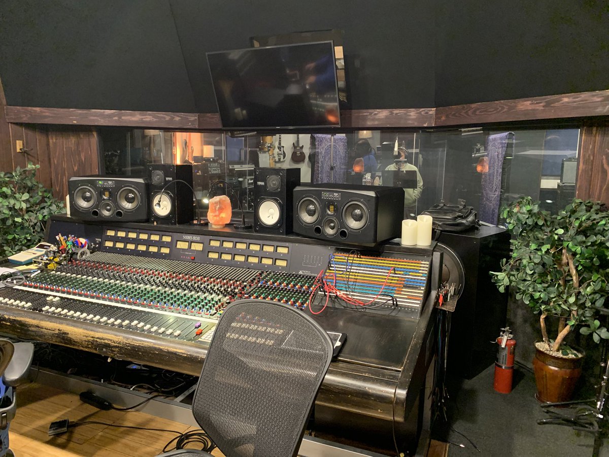 RomanCaesarLA's tweet photo. In the #Studio Clear Lake https://t.co/yagZGqcGuU