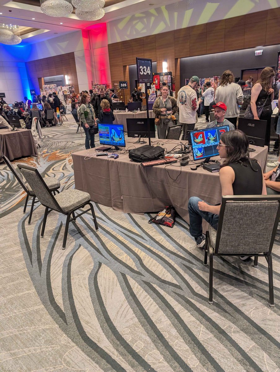 Kafonn_'s tweet photo. SONIC SCRAMBLE IS AT COMBO BREAKER IF YOU WANNA PLAY OFFLINE GAMES

RIGHT NOW THEYRE AT TABLE 334 IN THE SCHAUMBURG ROOM GET MOVINGGGG #CB2026 https://t.co/TEVs3viTqE