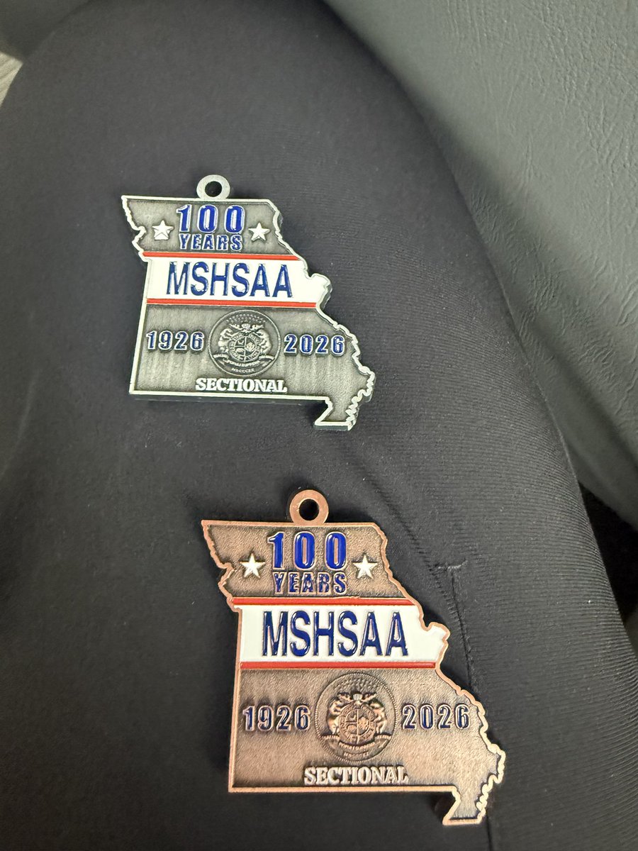 lonniejohnson_'s tweet photo. STATE BOUND: 2nd place in discus and 3rd place shotput https://t.co/HZFhyqBYyF