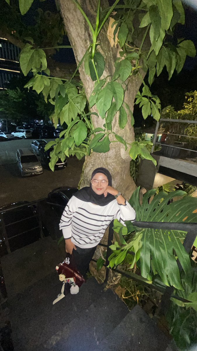 maklorasin's tweet photo. Jakarta Place to Go 📍
1. Kopi Sera Ragunan &amp; D’Maritime resto
budget : 25k-100k

Cafe dan resto dengan view lapangan golf di sebelahnya. Harganya lumayan pricey, tapi tempatnya enak buat nongkrong apalagi kalo sore2 biasanya ada live music juga di luar.

https://t.co/0Qqq8loKNc https://t.co/k83RTxCfZ7