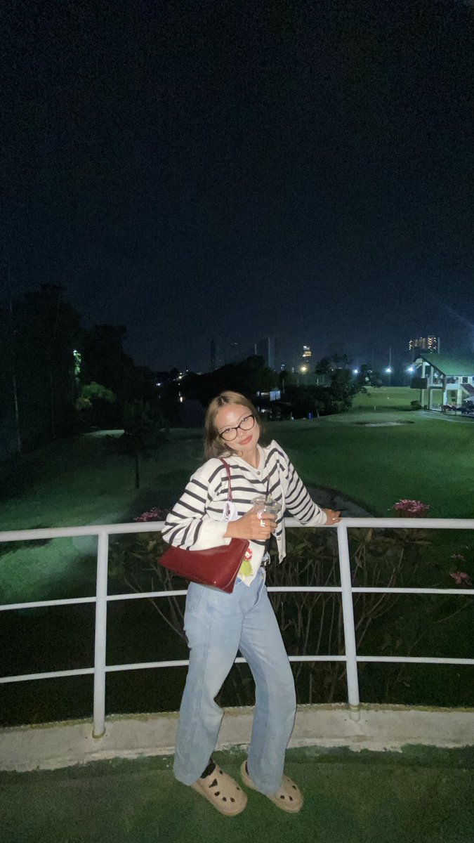 maklorasin's tweet photo. Jakarta Place to Go 📍
1. Kopi Sera Ragunan &amp; D’Maritime resto
budget : 25k-100k

Cafe dan resto dengan view lapangan golf di sebelahnya. Harganya lumayan pricey, tapi tempatnya enak buat nongkrong apalagi kalo sore2 biasanya ada live music juga di luar.

https://t.co/0Qqq8loKNc https://t.co/k83RTxCfZ7