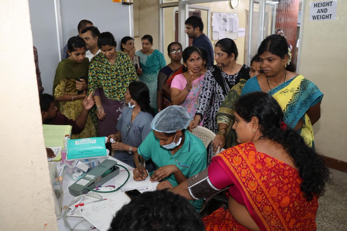 DGTSPF's tweet photo. Further, 10 km and 5 km running events were also organized at SLBHES, Srisailam Unit.
In continuation of these welfare activities, today Bhadratha TGSPF, in association with Chiranjeevi Hospitals, conducted a free medical camp at TGSPF Unit, Begumpet Airport, Hyderabad. https://t.co/5px1RxJnXW