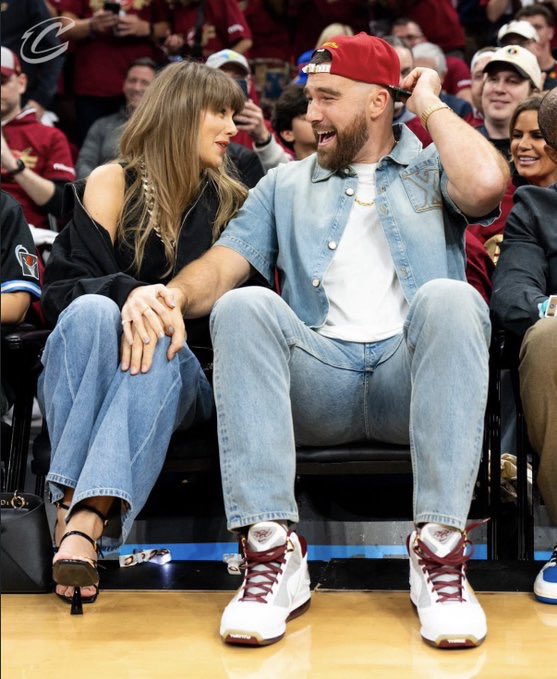 Taylor Swift Updates tweet media