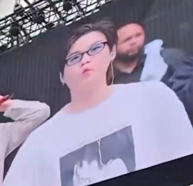 ✿❀cam❀✿⁷ is seeing bts ⊙⊝⊜ tweet media