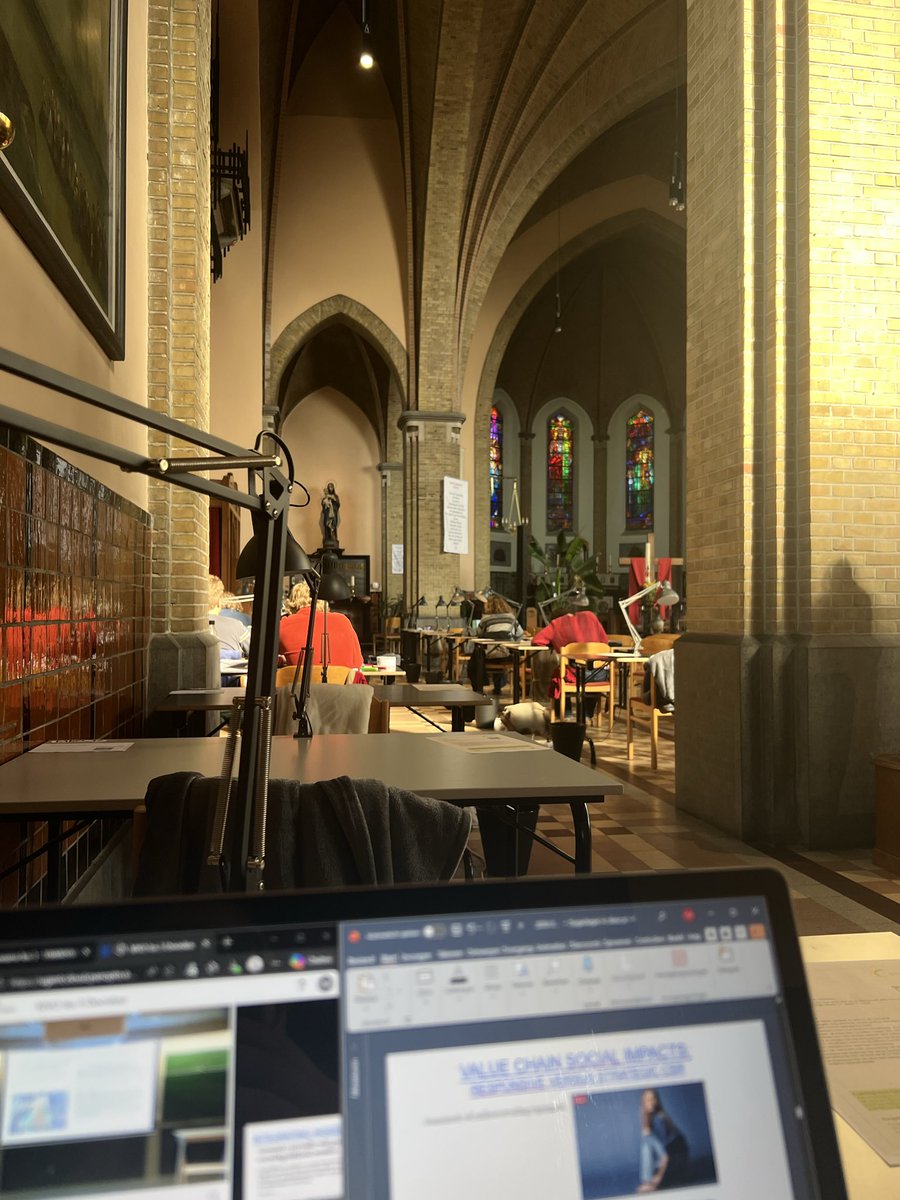 things_littler's tweet photo. Waar slechte studiegewoontes je naartoe leiden https://t.co/rknuGfECyN