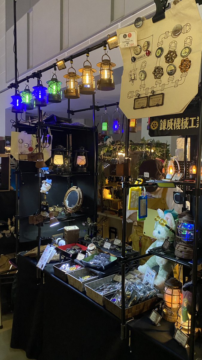 とし@5月23/24日 デザフェス 西館4F K-44 暗いエリア tweet media