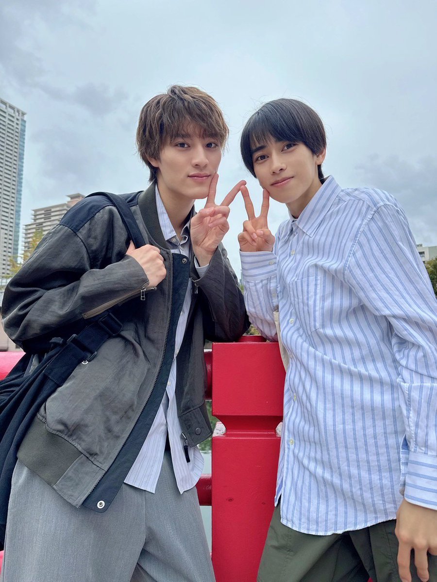 h_a_r_u3955's tweet photo. この2人の✌️見るだけで、おっそろしく気持ちが和むんだよね。
だから、今日も明日も大好きで仕方がないのさ！

今更なんだけど、4枚目ってただのクレープデートだよね。 https://t.co/bnkSmx4gHE