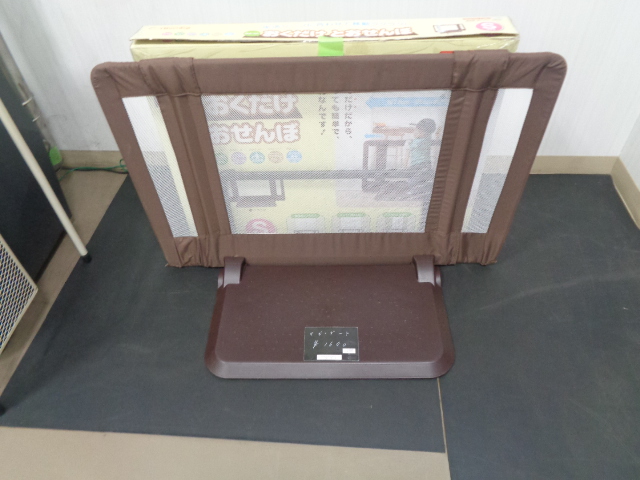 ecop6340's tweet photo. 【新着商品のお知らせ】ベビーゲート￥1650、
子供用食卓椅子￥1100
その他たくさんの商品出ています♪ 気になるものがありましたらお気軽にお問合せください(*^-^*) https://t.co/uqXIKSF12N