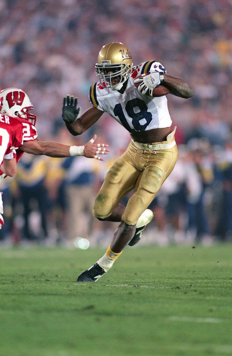 CFB_Throwbacks's tweet photo. J.J. Stokes
UCLA (1991–1994)
📍 Point Loma High School (CA)

Before making plays on Sundays, Jerel Jamal "J.J." Stokes was one of the most dominant receivers throughout the 1990s.

At 6-foot-4, Stokes combined size, body control, and downfield explosiveness to become one of the premier targets in the Pac-10 during the Terry Donahue era at UCLA.

📊 154 career receptions
📊 2,469 career receiving yards
📊 28 career receiving touchdowns (UCLA record)

A matchup nightmare.

* Won Pac-10 Offensive Player of the Year in 1993
* Finished 7th in Heisman Trophy voting in 1993
* Set a UCLA single-season record with 17 touchdown catches in 1993
* Recorded 14 catches for 176 yards in the 1994 Rose Bowl
* Set the UCLA single-game record with 263 receiving yards against USC in 1992
* Holds the longest touchdown reception in UCLA history, a 95-yard touchdown against Washington in 1992

🏆 Consensus All-American (1993)
🏆 Pac-10 Offensive Player of the Year
🏆 UCLA Athletics Hall of Fame

➡️ Selected 10th overall in the 1995 NFL Draft by the San Francisco 49ers, later spending 9 seasons in the NFL with the 49ers, Jaguars, and Patriots while totaling over 4,000 receiving yards and winning a Super Bowl with New England.

Still one of the most talented receivers from that era of Pac-10 football.

Who are some other old-school Pac-10 receivers you remember watching? ⬇️

#collegefootball #CFB #football #UCLA #Bruins #Pac10 #widereceiver #WR #footballhistory #RoseBowl #NFL #49ers #throwback #CollegeFootballThrowbacks