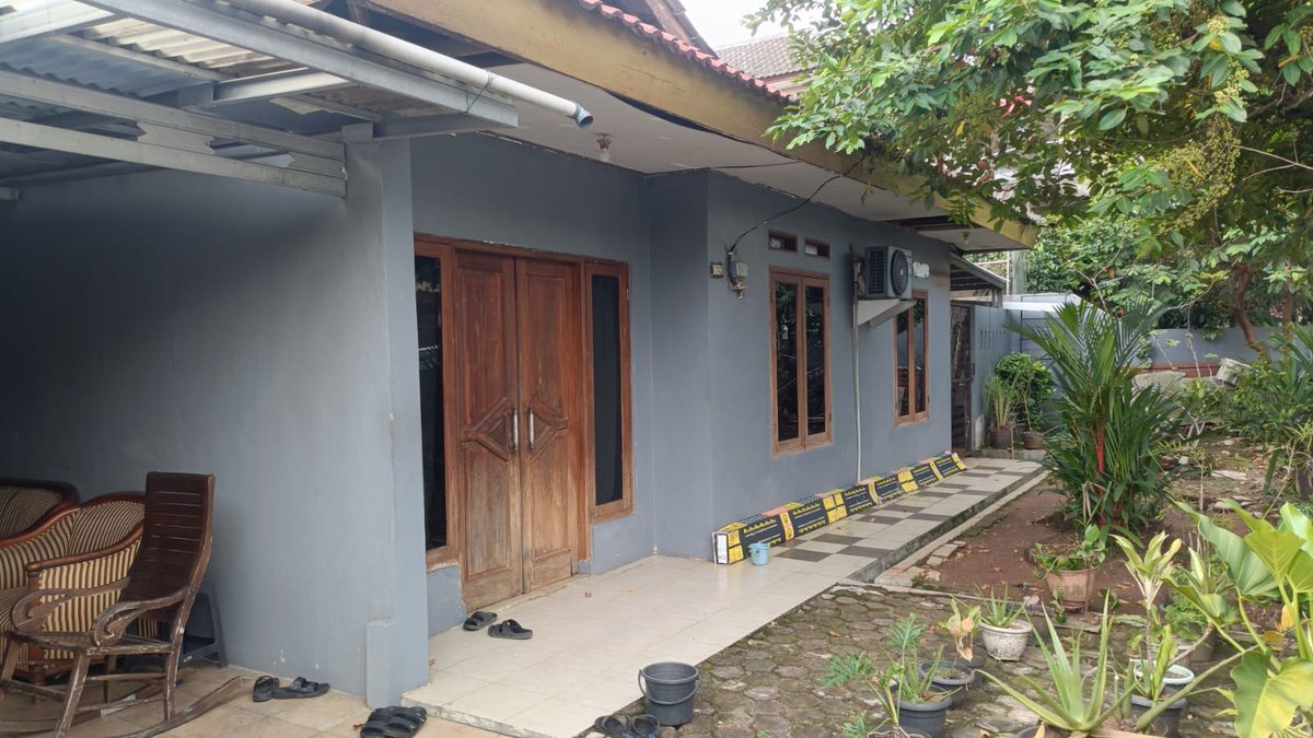atesari_'s tweet photo. Bismillah
JUAL RUMAH CEPAT
📍BUKIT NUSA INDAH, CIPUTAT

Luas Tanah 240 m2
Luas Bangunan 80 m2
3 Kamar Tidur
2 Kamad Mandi
Taman Depan
Garasi
Ada SHM

💰 3M (boleh nego)

Mau tanya2 langsung DM aja, makasih🙏 https://t.co/GwB1TPPuo7