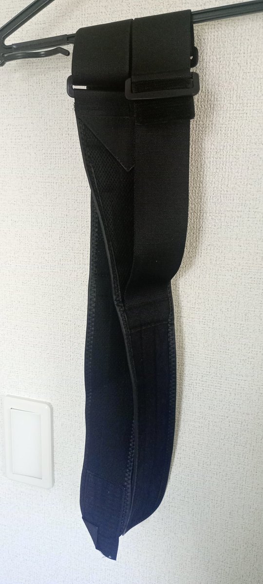 pcdiet's tweet photo. 昨日は整骨院でトレーニングして来ました💨
コルセットを腰に付けるようになって、足の痛みがかなり楽になりました✨️
腹筋と体幹を鍛えて、コルセットなくても大丈夫なようにするのが目標です☺️ https://t.co/7GC3O4bWtP