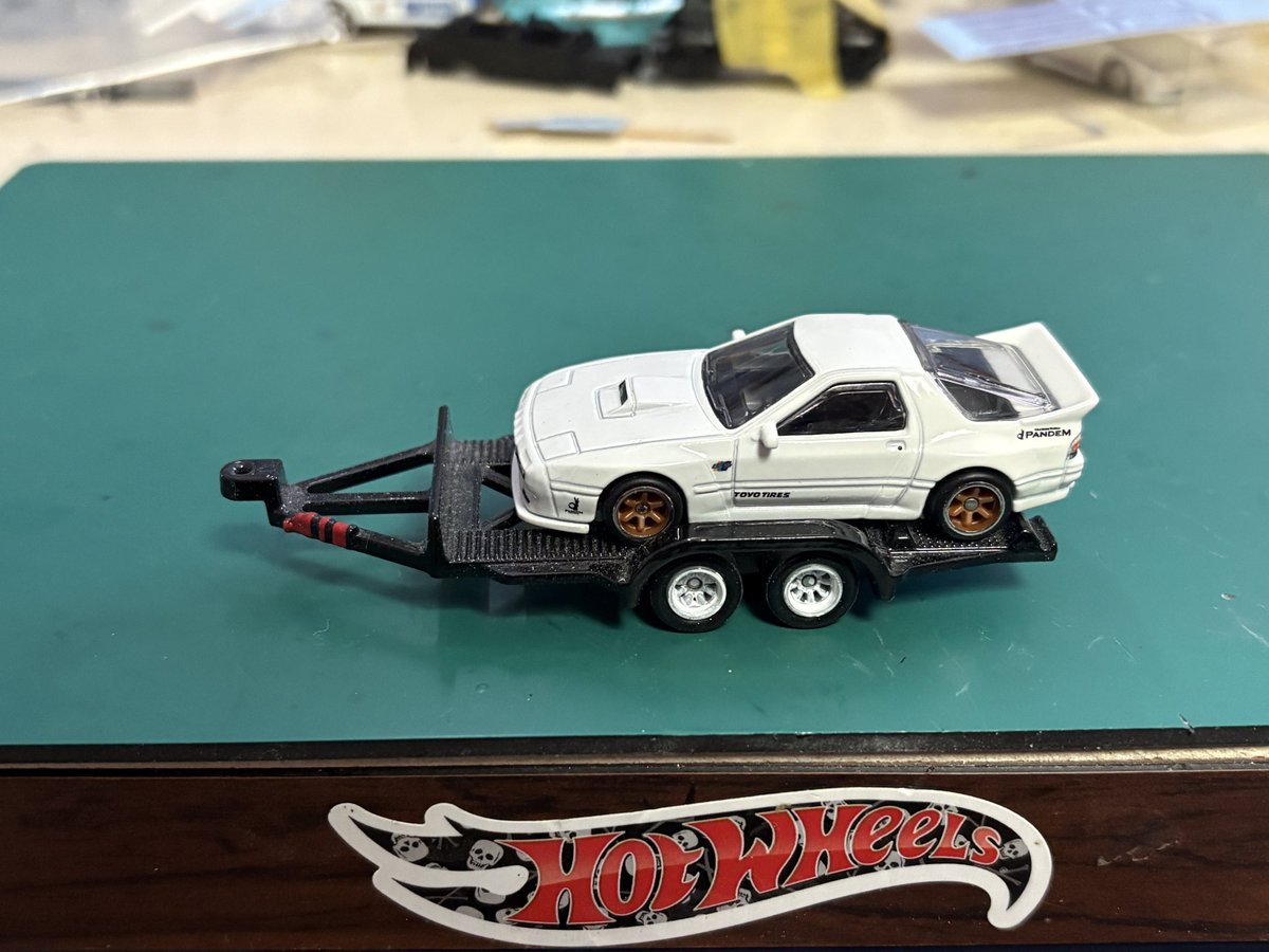 porschegmbh's tweet photo. #ホットウィール #MAZDA #RX7 #RACINGBEAT #PANDEM #FC3S
まだ残ってました🤩バリッと正装して、 さーんだーいめ〜(By 田中卓志)
レーシングビートブラザーズです👍 https://t.co/QmXVG23dSa