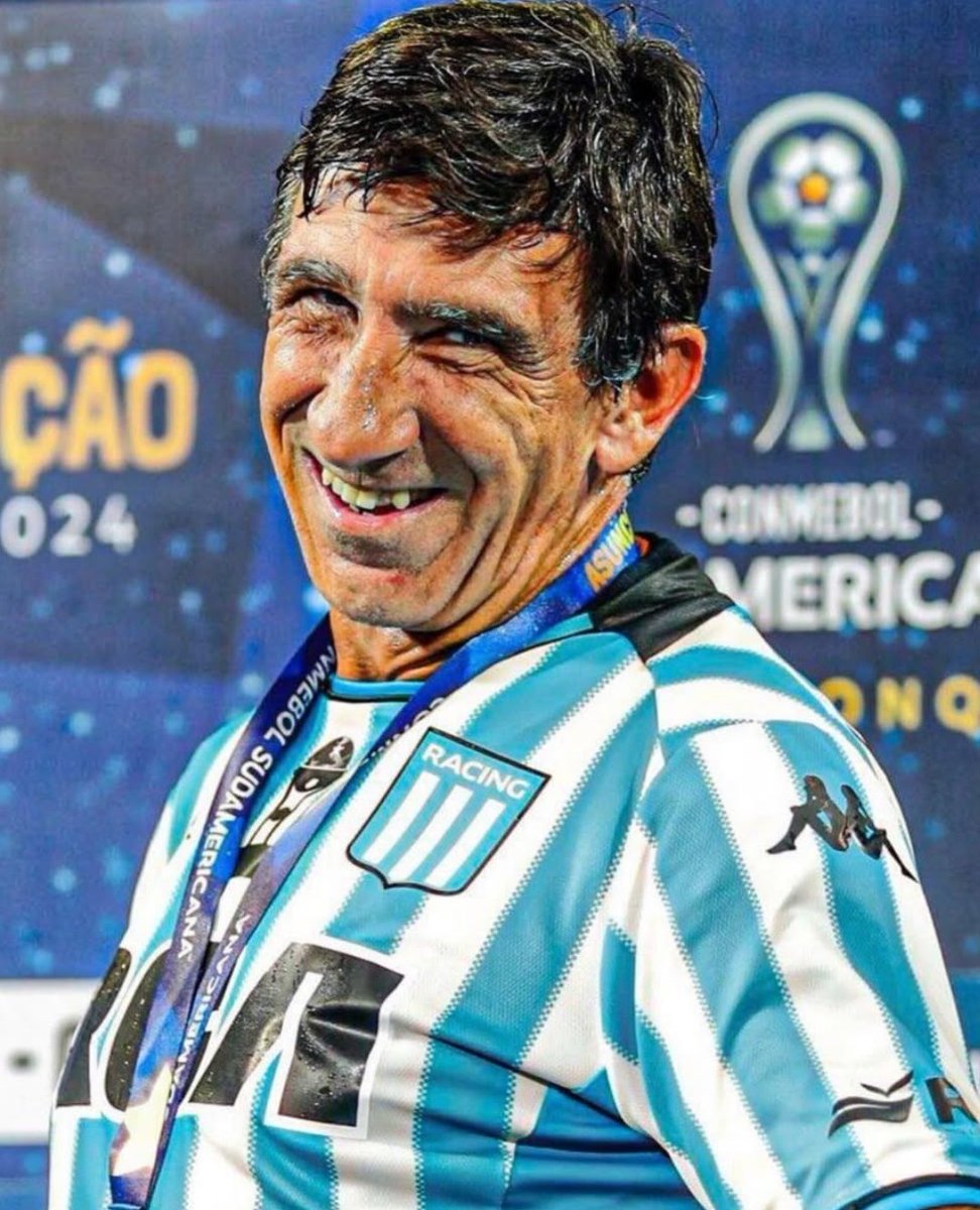 braaych00's tweet photo. costas es racing y no cabe duda, gracias por tanto viejo, perdón por tan poco https://t.co/eU050lvPnx