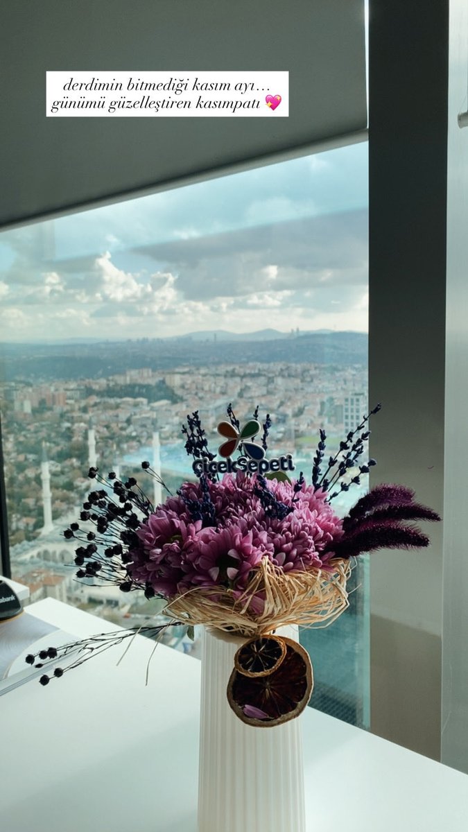 4yildabir's tweet photo. aaaaa kısslaaarrr bana gelmişti aylar geçti ama olsundu 😅😅 https://t.co/YQe7hT0OQE
