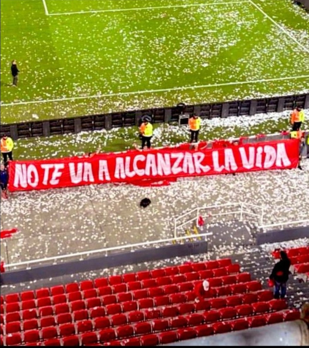 CRISTIANCI55429's tweet photo. @azzenstream @FlavioAzzaro @JTorresantoro Avalos los hiciste mierda #23 el principio del Fin . #independiente #Rasin https://t.co/v4VYh0UYwj