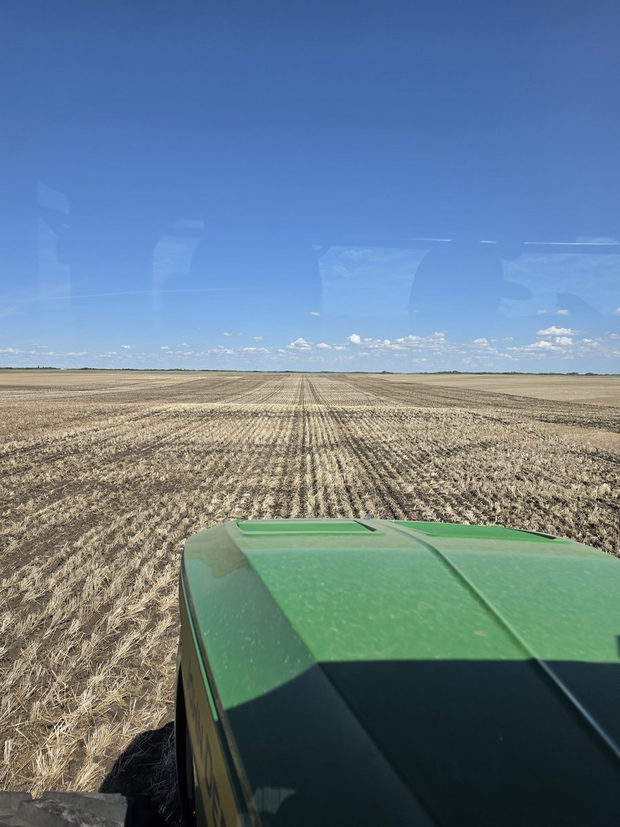 deere runner tweet media