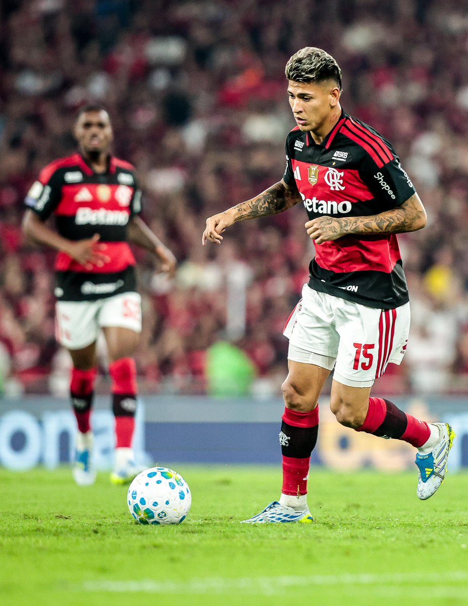 Léo Azevedo tweet media
