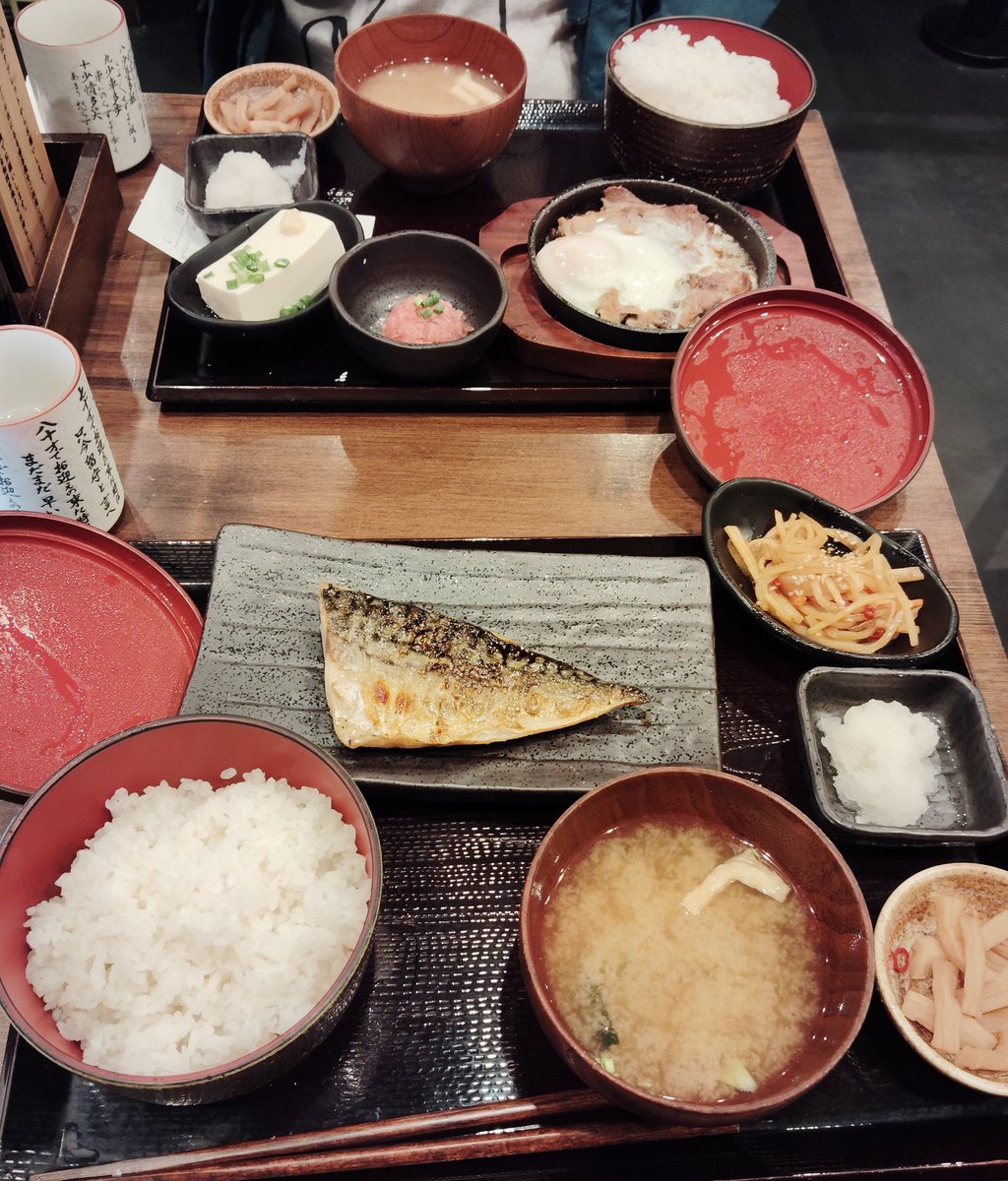 葵 tweet media
