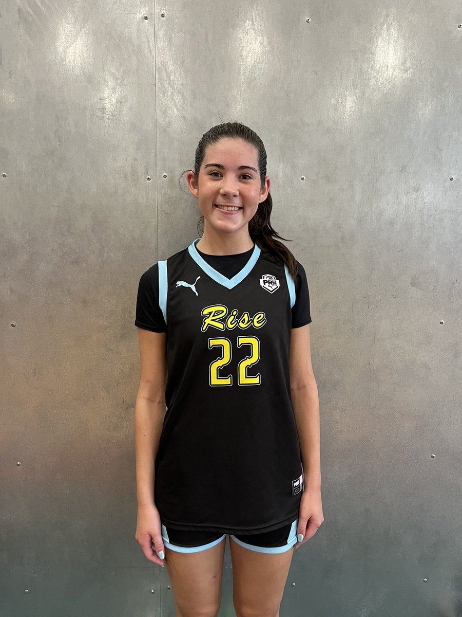 CoachJA__'s tweet photo. Player Spotlight

Briley Esnard (@brileyesnard) | 2028 | 5’9 | @teamrisebball 17U

First caught my eye last weekend and continues to impress. Shooter w/range. Elite court vision which leads to slick passes. Selfless. And does it all so quietly but it makes a big impact!

@PRO16G https://t.co/cqsUM6nxwh
