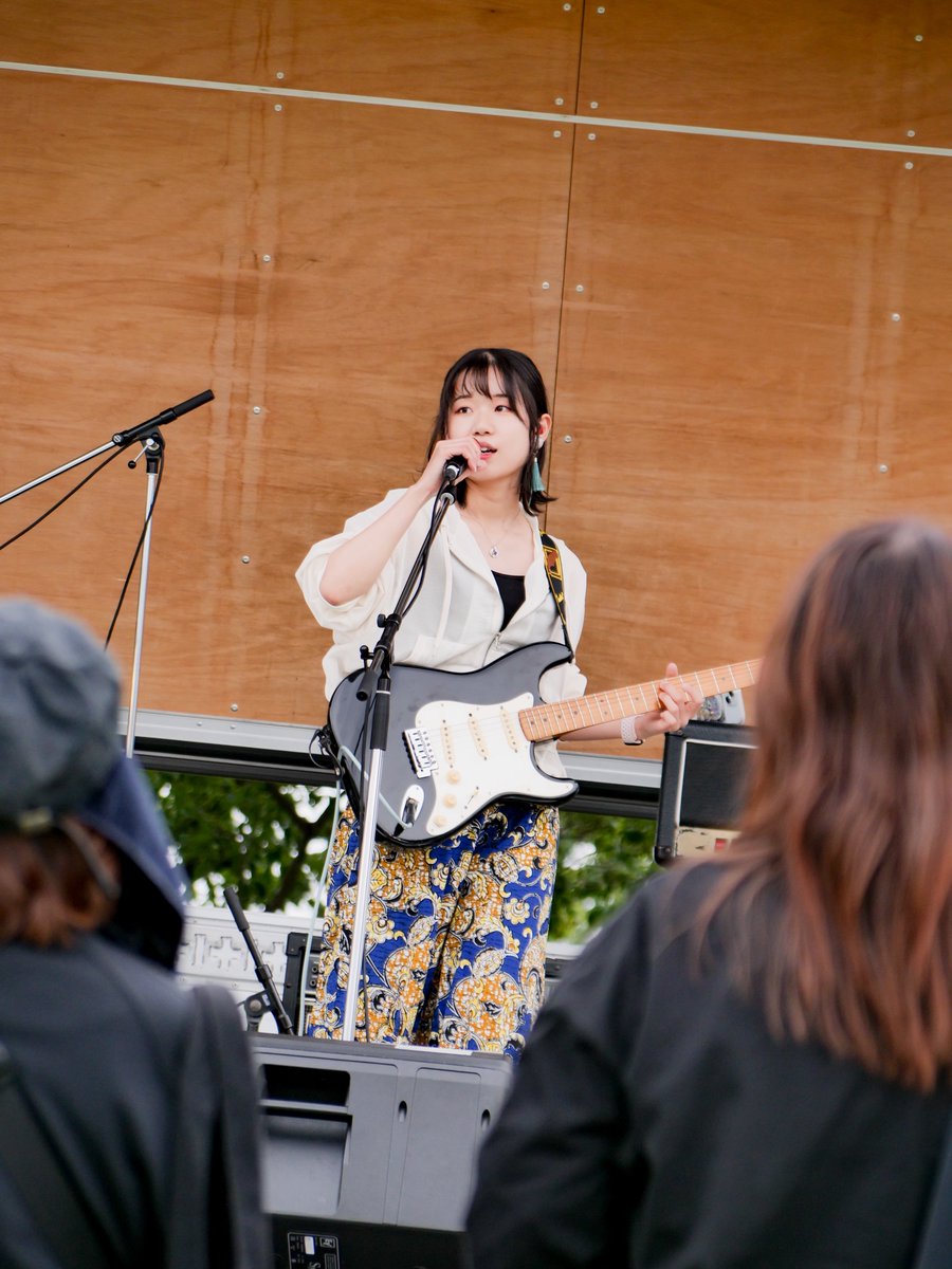 atalasiinami's tweet photo. 20260523 伊勢崎市あずま総合運動公園
"AO FES 2026"
２週続けての野外フェスに登場、KEY may more SHOWをみてきました٩( 'ω' )و
先週の夏を感じる天候とガラリと変わって、天候もフルバンドな形態も最高でした٩( 'ω' )و
ステージ前はフェスらしく盛り上がってましたね♨️
#Kiiライブ 
#きーめい https://t.co/Oly3pX5Htn