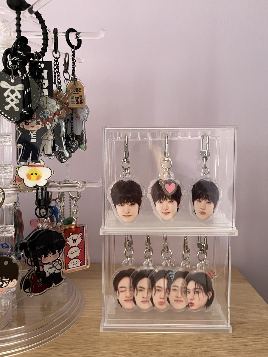 dalnimhoon's tweet photo. kasian ruto rumahnya sempit🤣🤣

#treasure #jihoon #haruto https://t.co/aV3agfFifu
