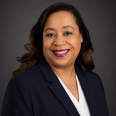 HuntDeborahA's tweet photo. #NewProfilePic https://t.co/pAiguQe1Bd