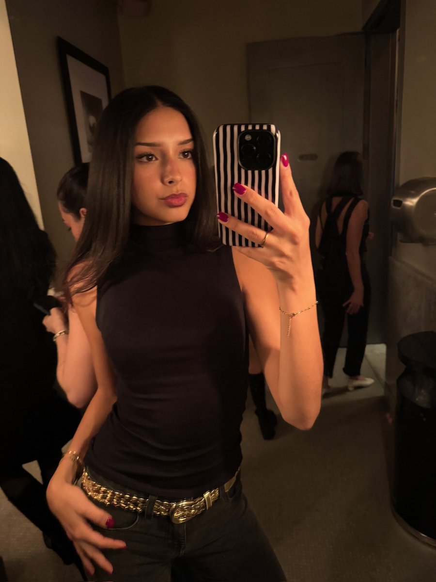jade tweet media