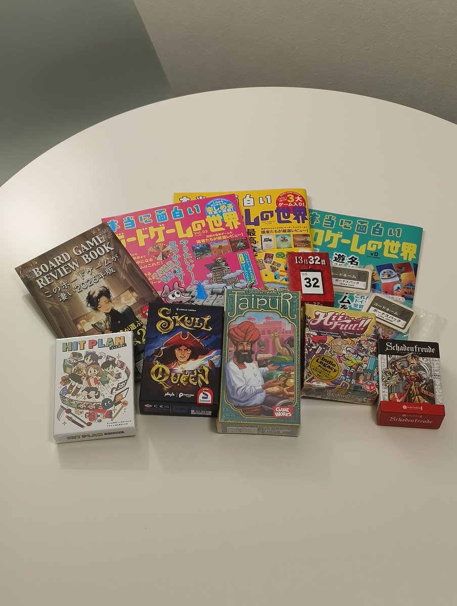 usyami's tweet photo. はじめてのゲームマーケットでした。いろいろな方とお話できました結局トリテばっか買ったな最高。。。
色んな人と話せたし、欲しいもの買えたし、@hal_99 さんにもお会いできて感動でした！

#ゲームマーケット2026春 #トリックテイキング #ボードゲーム #普段はカメラマンです https://t.co/lsw1kg4K4R
