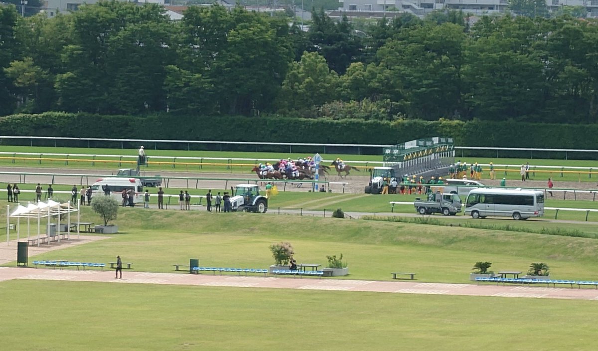 ろどばー tweet media