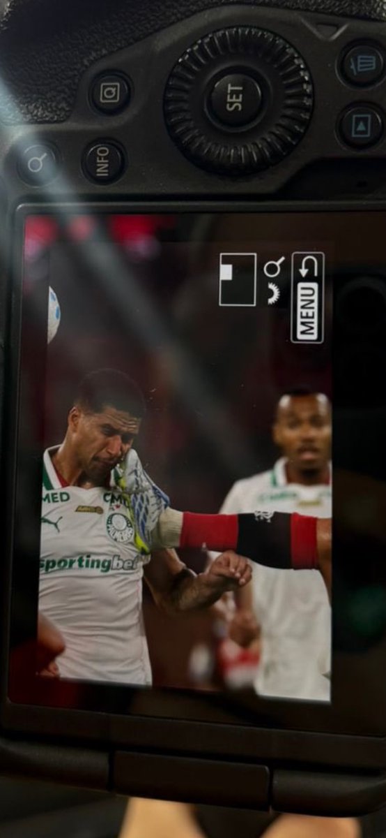 CarlosTrassi's tweet photo. @aleqsanderr @br_dadepressao Pega a imagem aí então https://t.co/UuOZr2bmWU