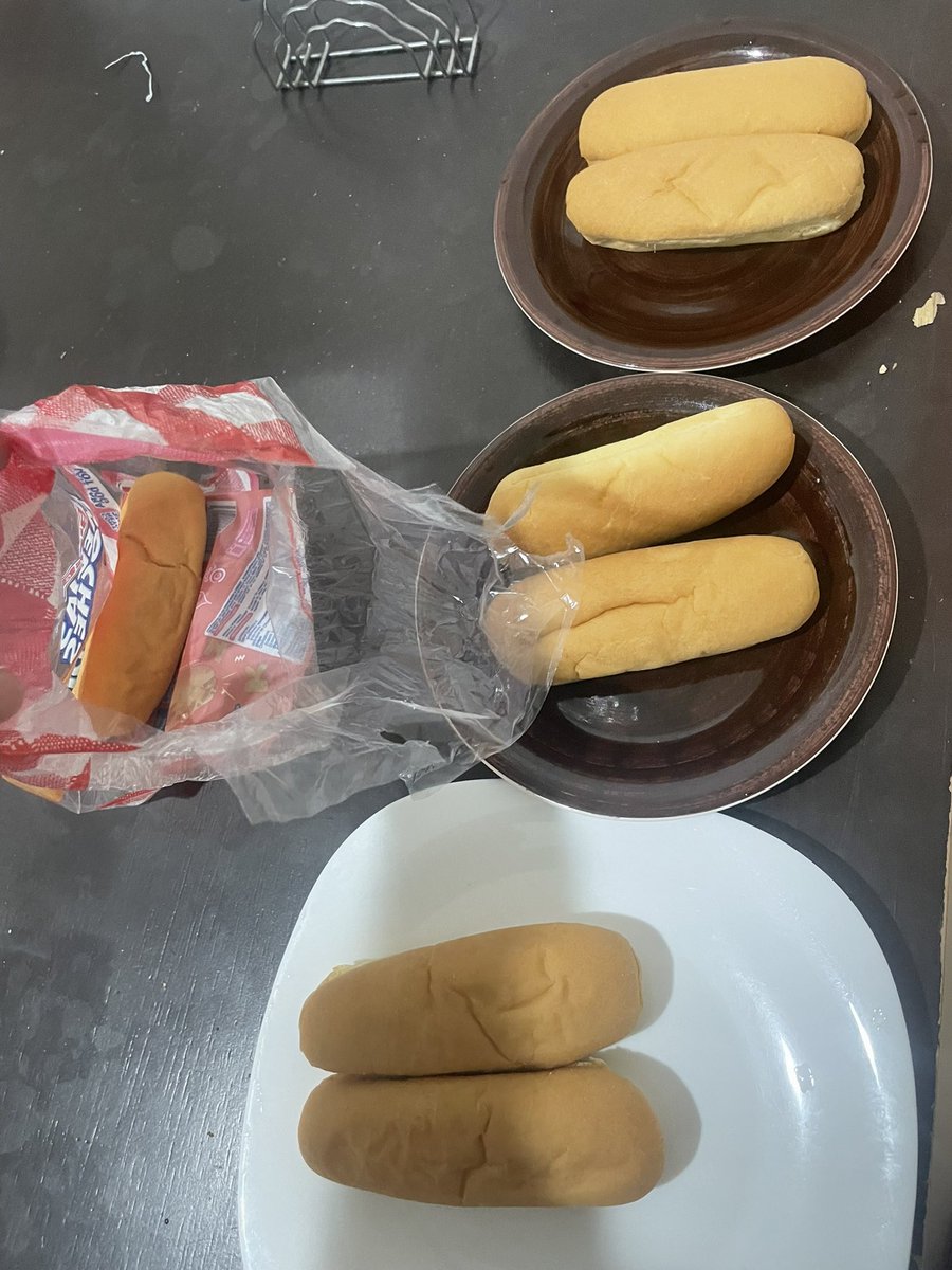 emmanuelgarate's tweet photo. Que pasó @BimboMx, no chinguen
(Vienen 7pzas en su paquete de 8)

Me di cuenta llegando a la casa https://t.co/FxyiRGTPJy