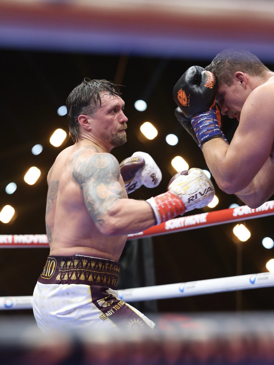 Oleksandr Usyk tweet media