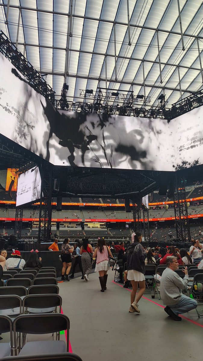 jamie⁷ saw bts in borahaegas tweet media