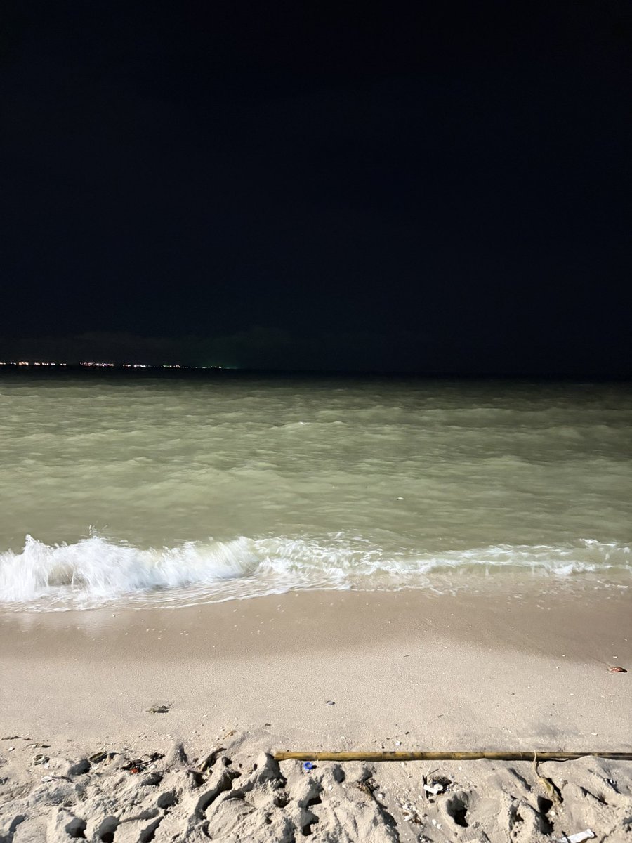 GoGi43533653's tweet photo. ฮีลใจไปกับทะเล ❤️‍🩹❤️‍🩹❤️‍🩹🌊 #บางแสน https://t.co/C83uSeGxeF