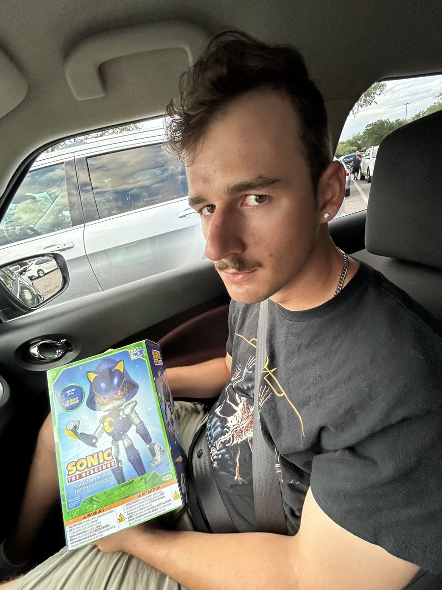 Mudkip01's tweet photo. Check your Gamestops https://t.co/lDprFBUQgv