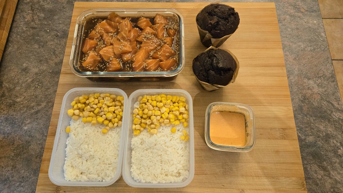 hanejunsei's tweet photo. I forgot to post this last night I was so tired, but here is today's food prep before being packed and it put together before we ate 🥰 https://t.co/yT8kpQHnrA