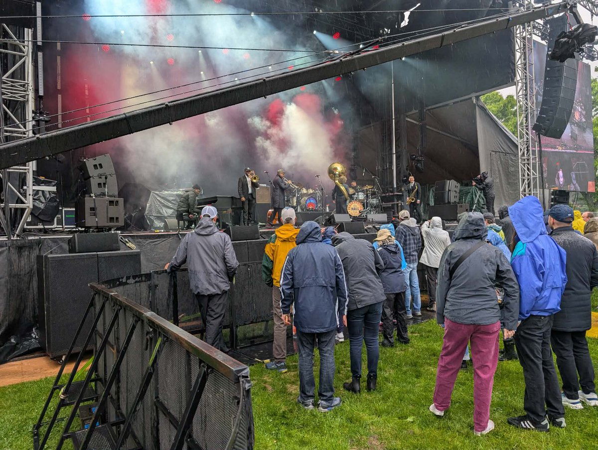 Concertvids34 tweet media