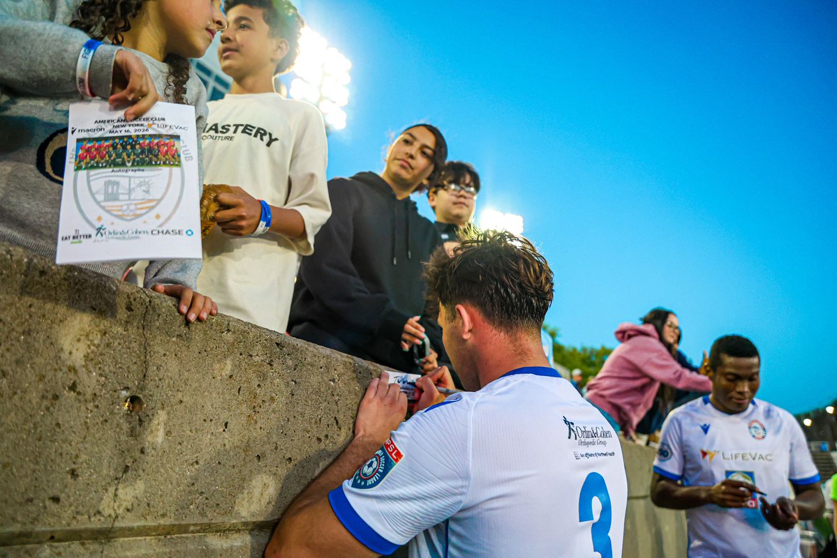 ASCNewYork's tweet photo. The Fighting Tomcats are on the road tonight. ⚽️🚌🔥

After an unforgettable night with the fans last match, We head to Rhode Island to take on AC Newport at 6 PM, carrying the energy from the supporters back home with us. 

Big thank you to @eatbettermeals for providing the team’s pre-match meals while on the road. Use code TOMCATS20 for 20% off at https://t.co/fFTq4dNVuo 🍽️💪

And shoutout to @orlincohensportsmedicine for keeping the squad match-ready all season long with elite sports medicine care. 🩺⚽️

@storyline.sports_ 
📸: @flicsbykenz