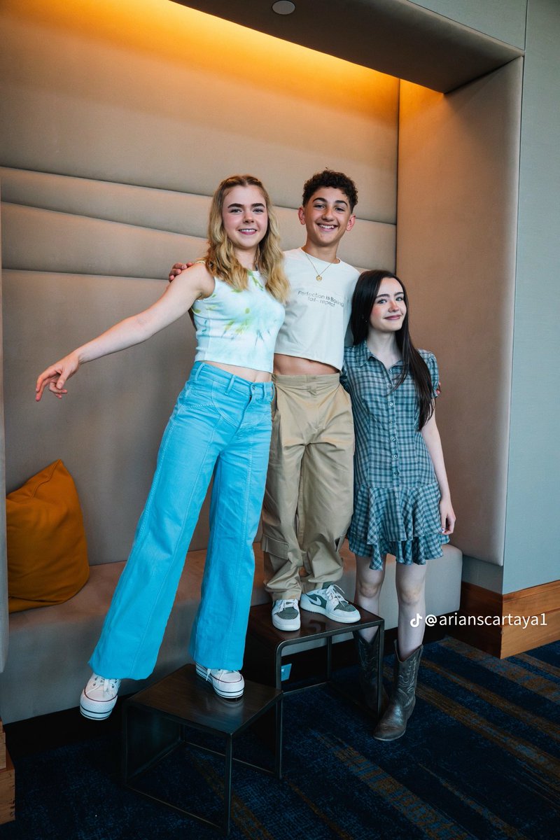 Lili tweet media
