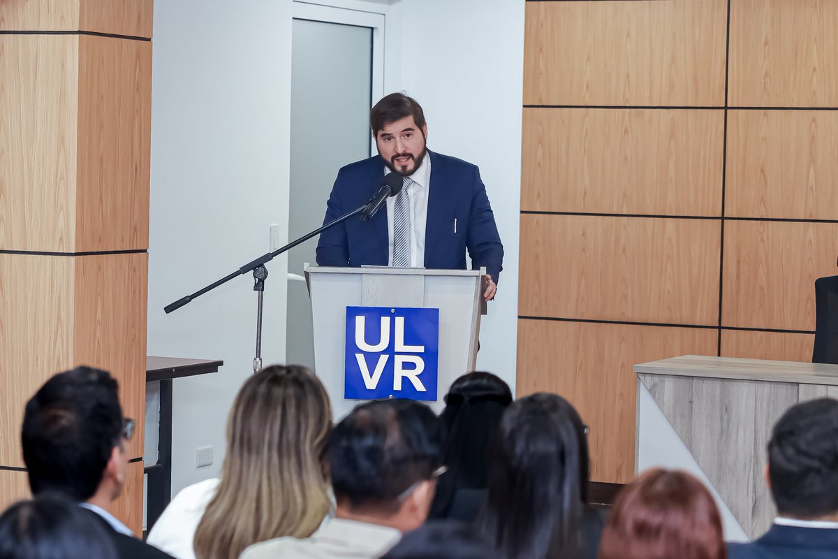 ulvr_edu's tweet photo. Cerca de 30 maestrantes inician esta nueva etapa académica fortaleciendo competencias jurídicas, pensamiento crítico y liderazgo, con una visión ética e innovadora al servicio de la justicia y la sociedad.

#ULVR #PosgradosULVR #DerechoProcesal #MaestríaULVR #EducaciónSuperior https://t.co/BIUcrcX4zG