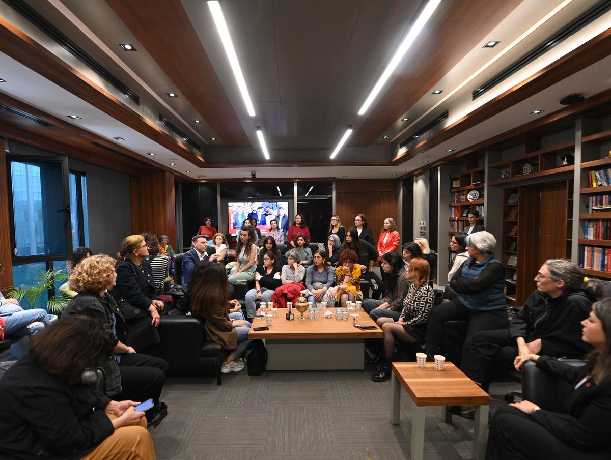 Özgür Çelik tweet media