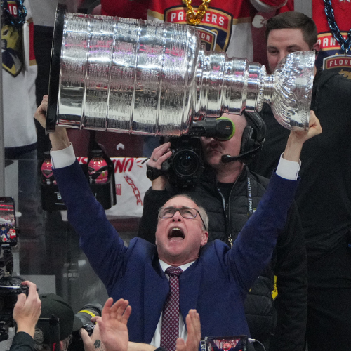 HCARams's tweet photo. The Chicago Rams have relieved head coach Jon Cooper of his duties. 

Paul Maurice has been hired as his replacement. https://t.co/qrQ8kHA0Po