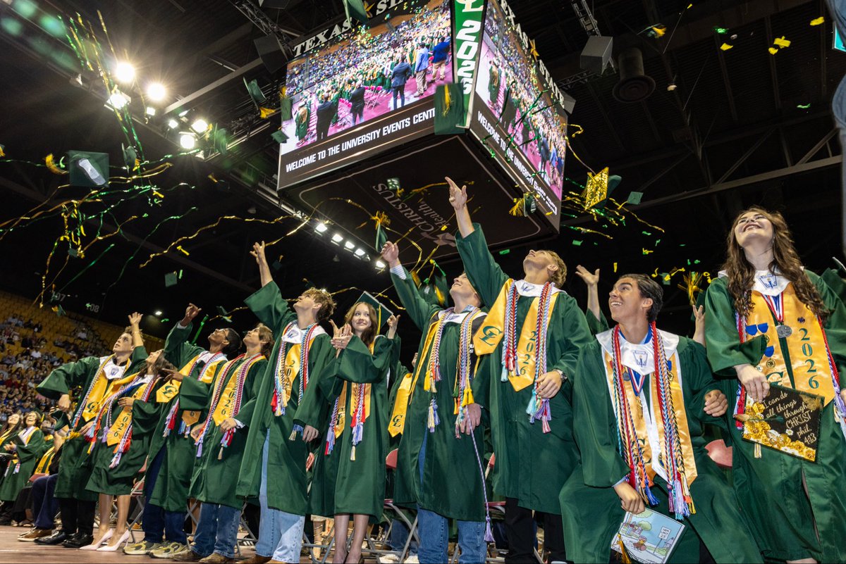 cisdnews's tweet photo. Ka-Kaw!!! 

Congratulations Canyon Lake High School Class of 2026! https://t.co/kTdoGBxSg3