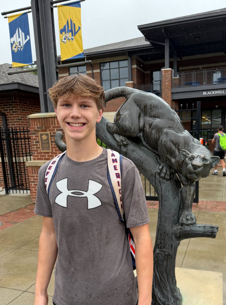 11ZackRoss's tweet photo. Thankful for the opportunity to compete in the great facilities at Mars Hill today and meet new coaches. Put together a solid combine performance even with the rain:

3.9 Shuttle
6.3 L-Drill
10’+ Broad Jump
4.63 40

@JRMartin_MMI @CoachSarratt @KBHolyman https://t.co/rOWiJPyhJ9