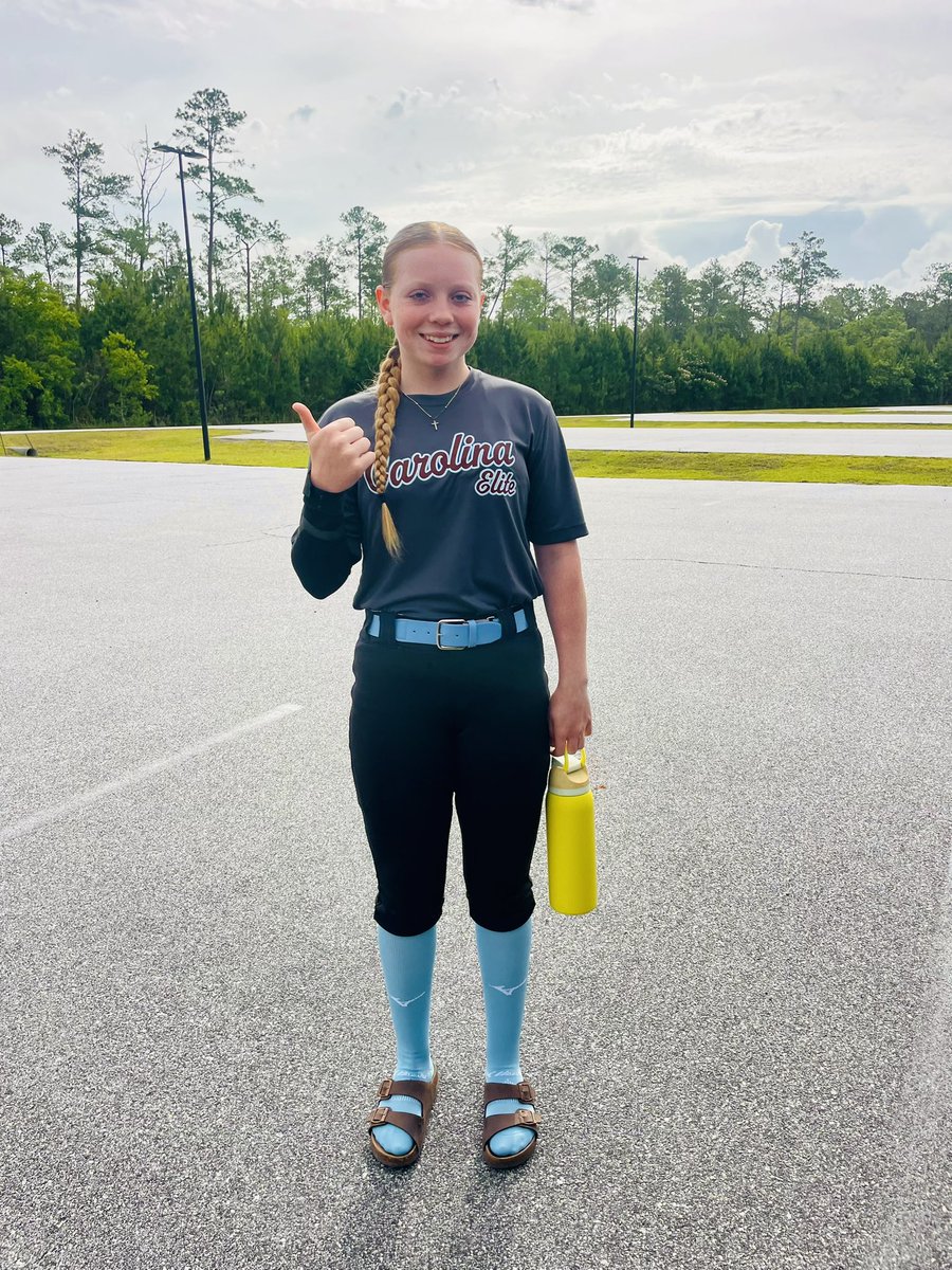 KayleeG2029's tweet photo. Had a great first practice with @CarEliteCox18u. So exited to see what this new chapter of colors brings. #travelball https://t.co/oiYfsciTeY