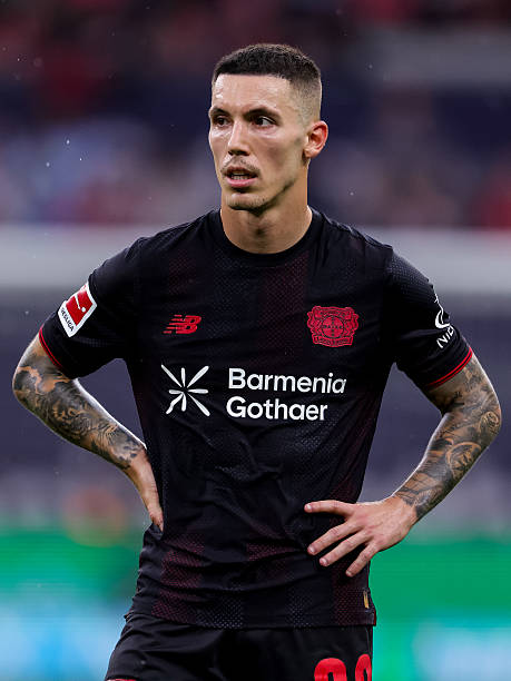 Milan Posts tweet media